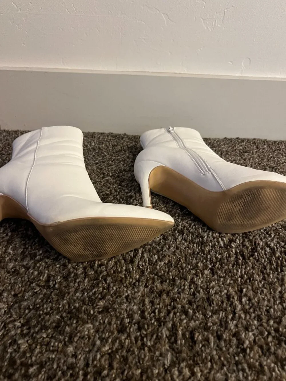 White pointed high heel booties - fit like size 8 (Women's)